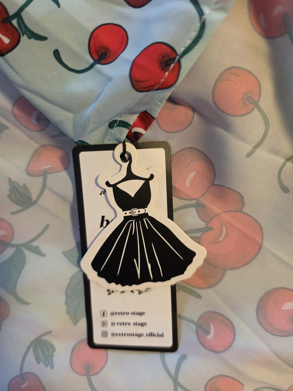 Retro Stage Romper With Detachable Skirt - Picture 4 of 16